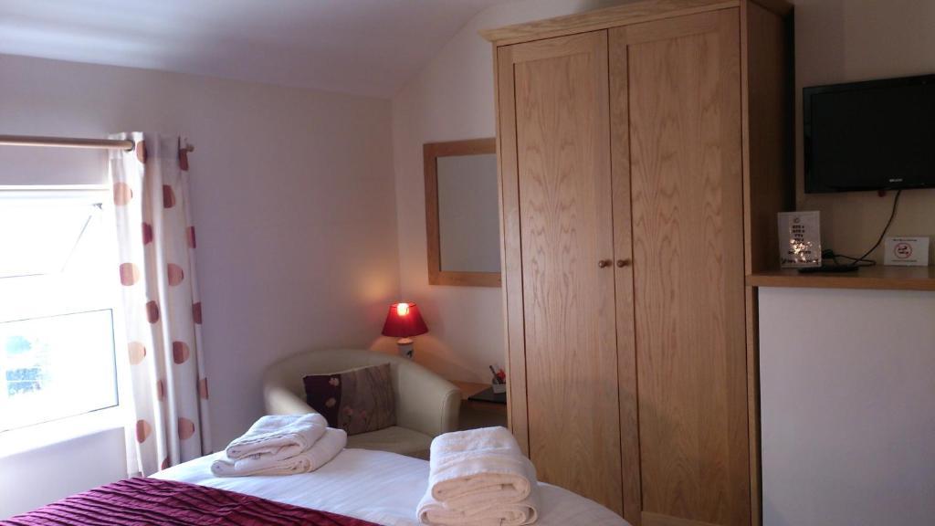 Bed and Breakfast Roundstone Retreats Islandview Номер фото
